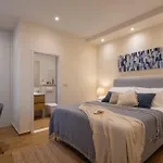 Villa New Luxury Timeless With Private Pool, Free Parking, Seafront, For 6 Persons *