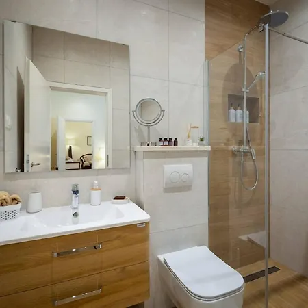别墅 New Luxury Timeless With Private Pool, Free Parking, Seafront, For 6 Persons 科尔丘拉