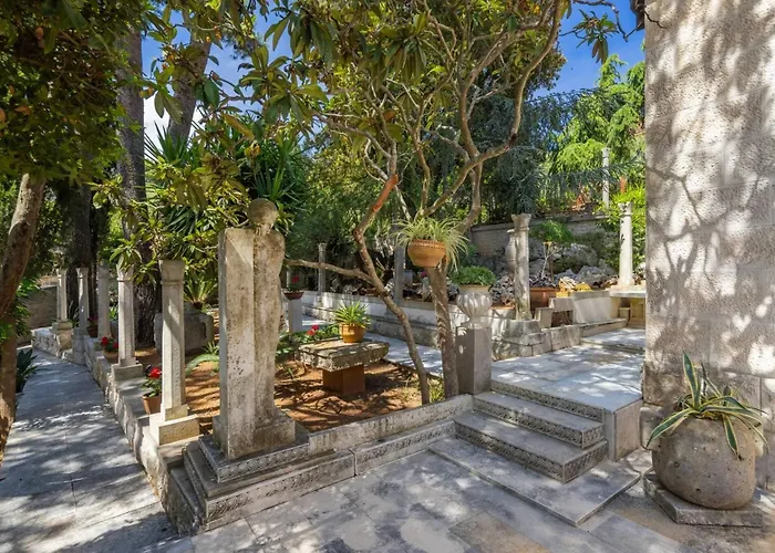 别墅 New Luxury Timeless With Private Pool, Free Parking, Seafront, For 6 Persons *