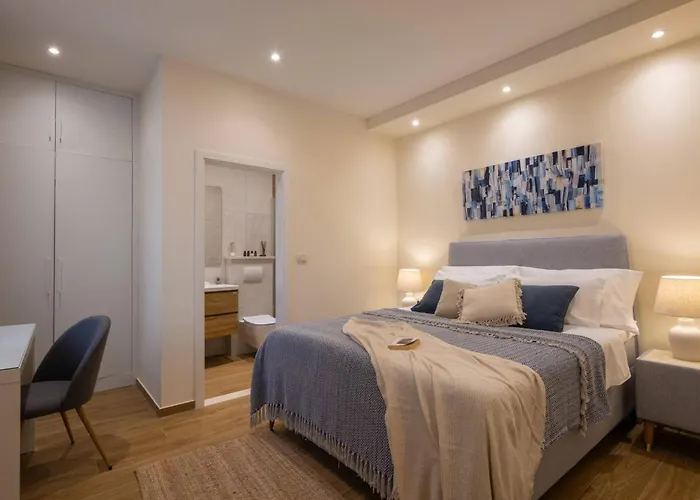 别墅 New Luxury Timeless With Private Pool, Free Parking, Seafront, For 6 Persons *