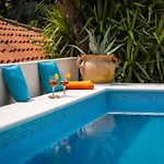 Villa New Luxury Timeless With Private Pool, Free Parking, Seafront, For 6 Persons