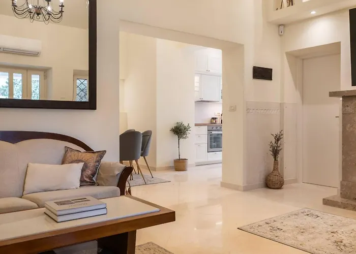 New Luxury Timeless With Private Pool, Free Parking, Seafront, For 6 Persons Villa Korčula